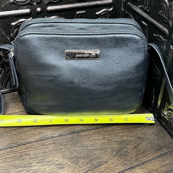 Nine West Crossbody - Picture 7 of 12
